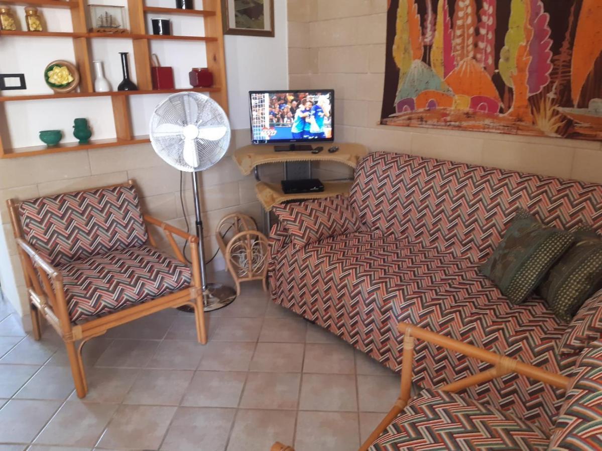 Casa Vacanza Rita Марина ди Песколусе Екстериор снимка