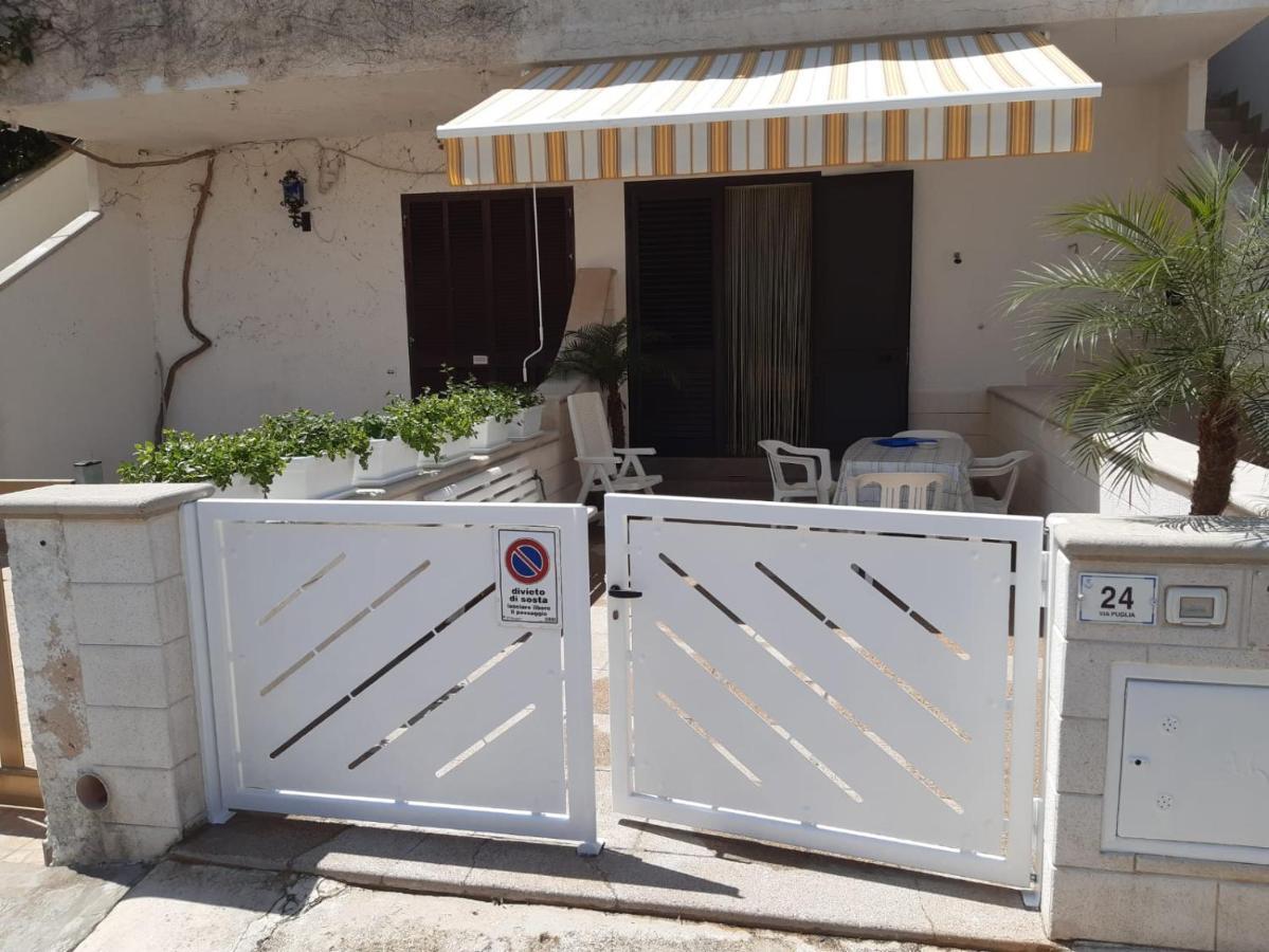 Casa Vacanza Rita Марина ди Песколусе Екстериор снимка
