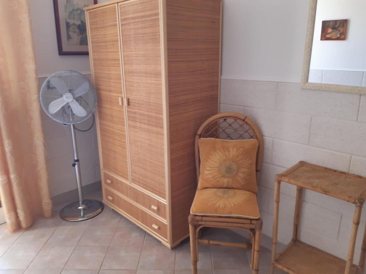 Casa Vacanza Rita Марина ди Песколусе Екстериор снимка