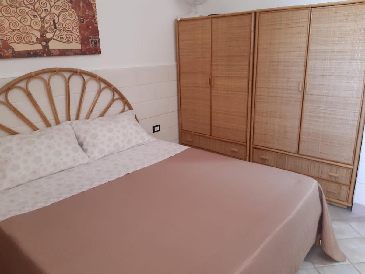 Casa Vacanza Rita Марина ди Песколусе Екстериор снимка