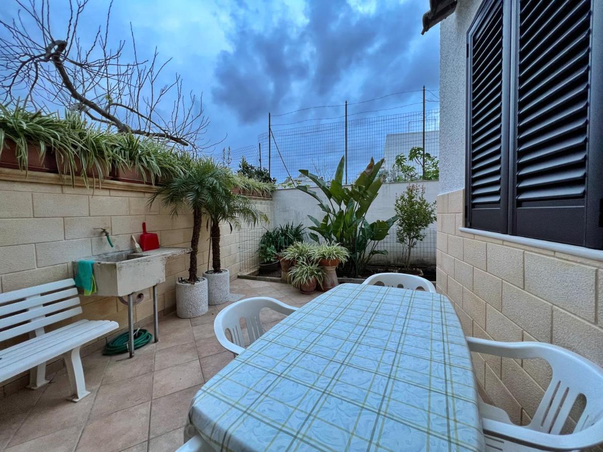 Casa Vacanza Rita Марина ди Песколусе Екстериор снимка